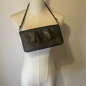 Wilson leather Elegant Black Shoulder Bag